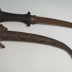 Véritable ancien poignard berbère en laiton manche bois