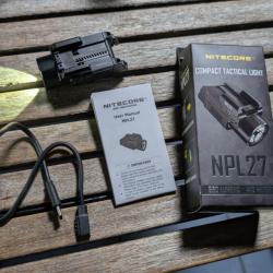 Nitecore NPL27 (Lampe réplique de poing)