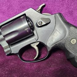 Revolver SMITH & WESSON, Model 37-3 Airweight, Calibre 38special, USA, Categorie B
