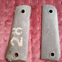 US Army, Plaquettes Colt Government 1911 A1 sans vis