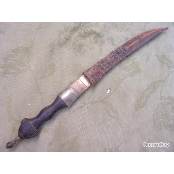 couteau africaine avec gaine  40 cm