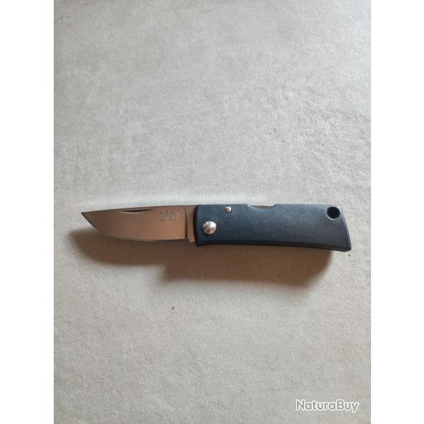 Vends couteau fallkniven U4 comme neuf