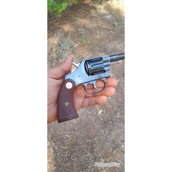 Magnifique colt new police