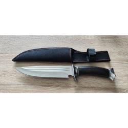 Couteau de chasse BSH avec manche en bois