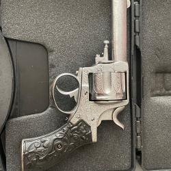 REVOLVER 450 BULLDOG