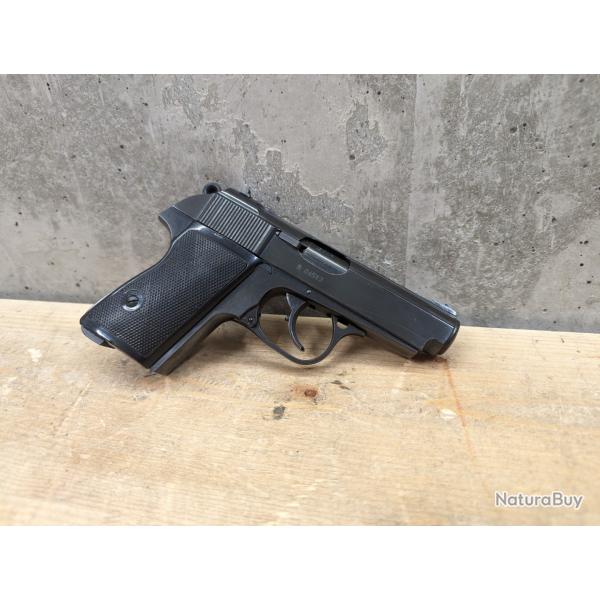 Enchre sans prix de rserve - Pistolet FG RL 61 - Calibre .22 LR - sans chargeur