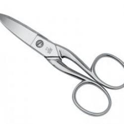 Ciseaux à ongles bancals courbe DUE CIGNI, une lame microdentée, 11,5 cm, nickelés.