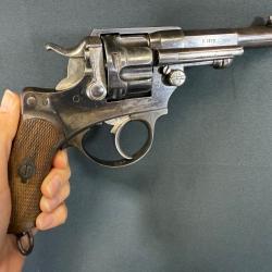 MAGNIFIQUE REVOLVER MODÈLE 1874 cal. 11mm