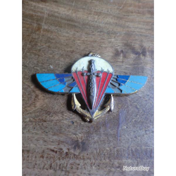 insigne 2 rgiment  de parachutiste  d'infanterie de marine   / drago paris