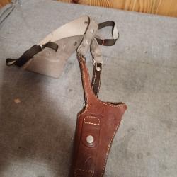 Holster épaule Smith & Wesson (possible ceinture )