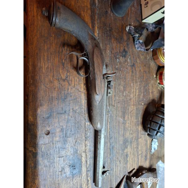 Ancien pistolet a percussion centrale