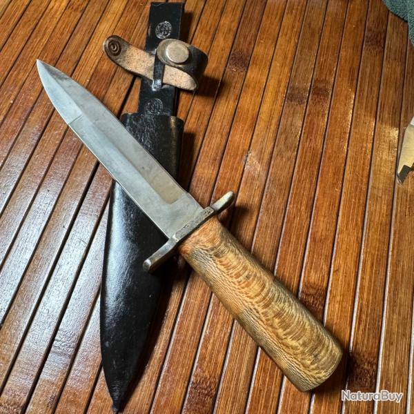 COUTEAU POIGNARD DE COMBAT DE TRANCHE LAME DATE 1928 FOURREAU EICKHORNE SOLINGEN
