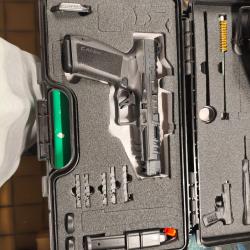 pistolet canik model rival sfx black