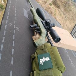 Rossi 8122 camo custom , deux chargeurs et silencieux