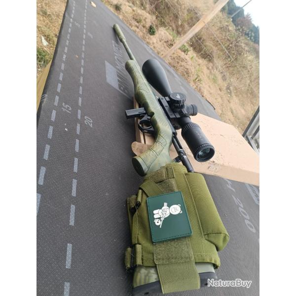 Rossi 8122 camo custom , deux chargeurs et silencieux