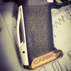 Grip custom "Mod13" GRIS CLAIR Canik TTI  / METE / RIVAL