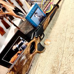 Disponible !!!  Blaser R8 success cuir Noir Grade 7 , calibre 300 win, flûté, tête titane,