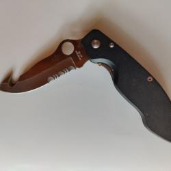 Couteau Spyderco V8-10 SKI CITY