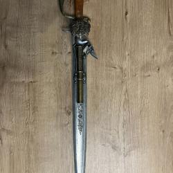 Couteau / Dague / Pistolet / Poudre Noire