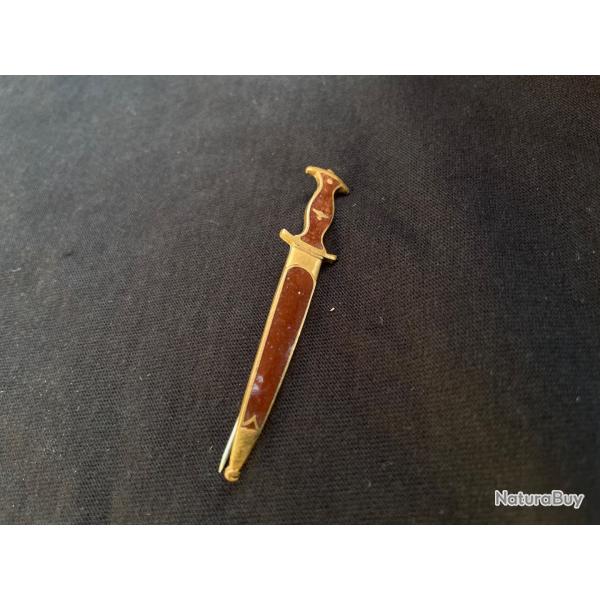 pinglette dague SA WHW - Allemand WW2