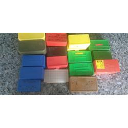 Lot de boîtes munitions