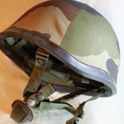Armée française - casque lourd F1 années 70 complet avec tissus de camouflage DIV25CSQ005