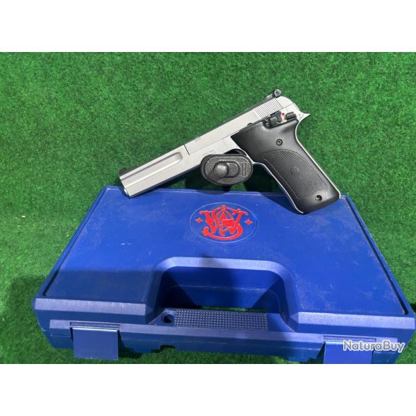 Pistolet Smith et Wesson mod 2206 cal 22 lr