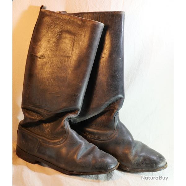 ARMEE ALLEMANDE -paire bottes allemande officier allemand chevillage bois accident semelles (lib)