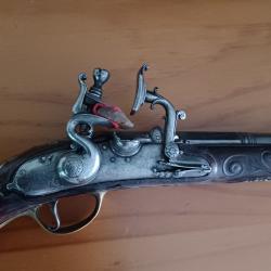 Superbe pistolet italien "à la chenapan" XVIIIe