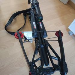 Arbalète siege 300 comme neuve + accessoires cire et  13 traits ,lunette hunter , red dot