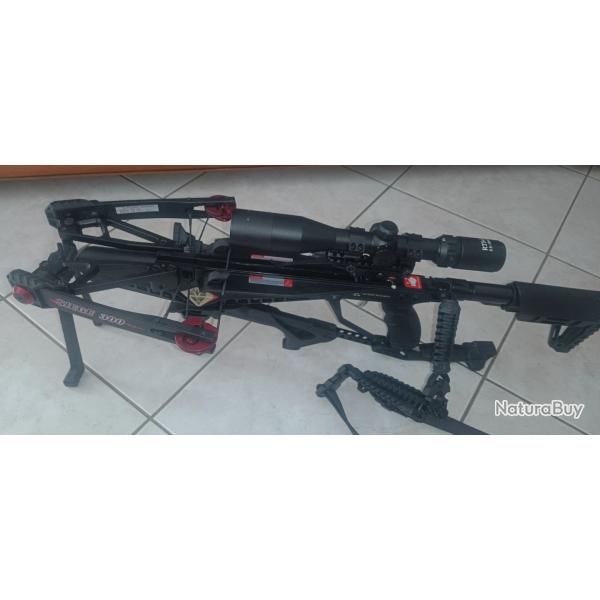 Arbalte siege 300 comme neuve avec les accessoire 1 tube de 10 traits ,lunette RTI laser , red dot