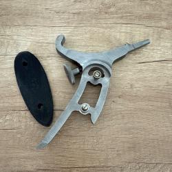 Système de verrouillage crosse style smith and wesson 320