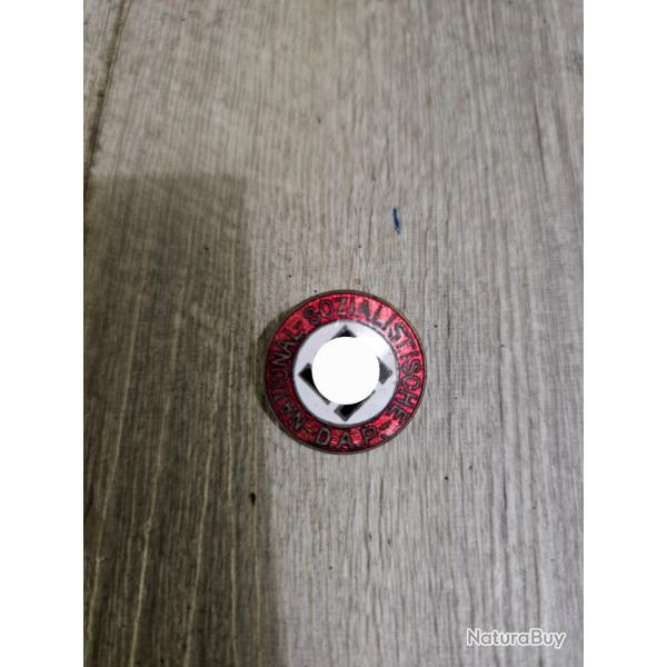Rare badge mdialle du parti NSDAP allemand 2eme guerre mondiale