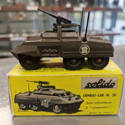 Char solido combat car M20 complet avec boîte origine parfait état. Rare dans cet état.