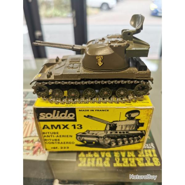 Solido AMX 13 BITUBE ANTI-AERIEN N249 6/1975 COMPLET AVEC Bote trs bon tat.