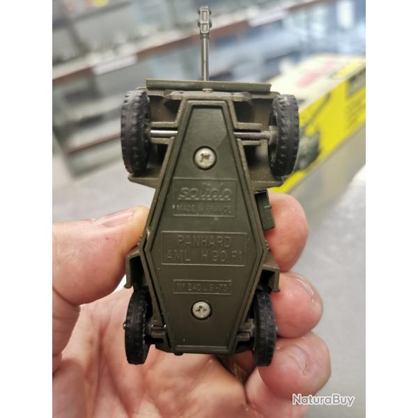Solido panhard AML90 F1 Picardie rf 240 complet avec bote et antenne.