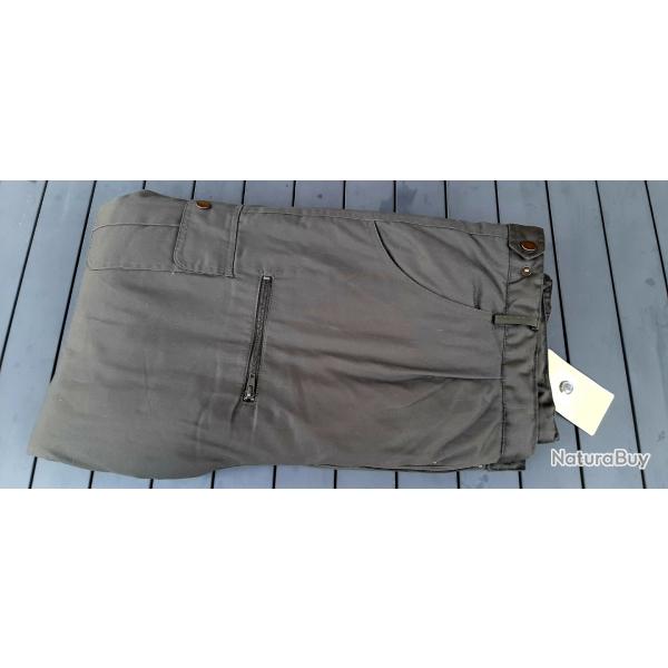 Pantalon chaud et robuste