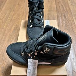 Chaussures Adidas de randonnée