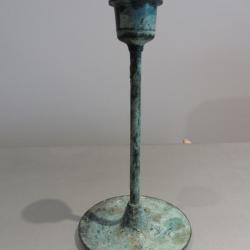 Bougeoir en métal patiné 1980-1990