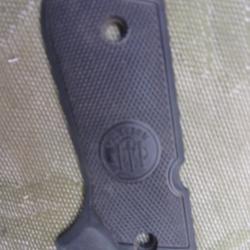 =plaquette gauche de pistolet Beretta