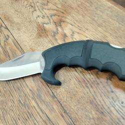 Couteau ant-4 black devil 1