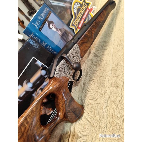 Blaser R8 success bois grade 8 grav main custom tout calibre standard
