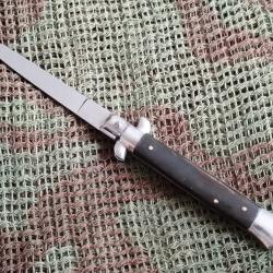 Couteau à ouverture automatique