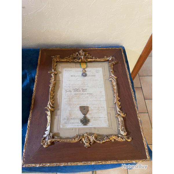 Tableau mdailles militaires, diplme mort pour la France