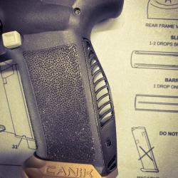 Grip custom "Mod1" NOIR Canik TTI  / METE / RIVAL
