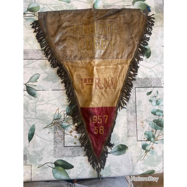 Fanion militaire finaliste rugby 1ere RM 1957-58