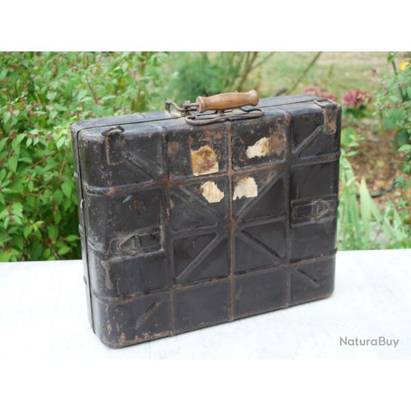 WEHRMACHT Caisse grenade allemande date 1938 avec logo fabricant valise voyage ref MOH25VAL001