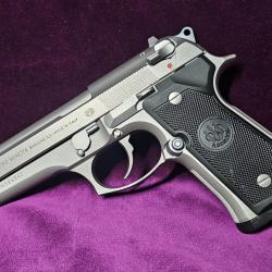 Pistolet BERETTA, Mod 92FS, calibre 9x19, Italie  2009, Catégorie B
