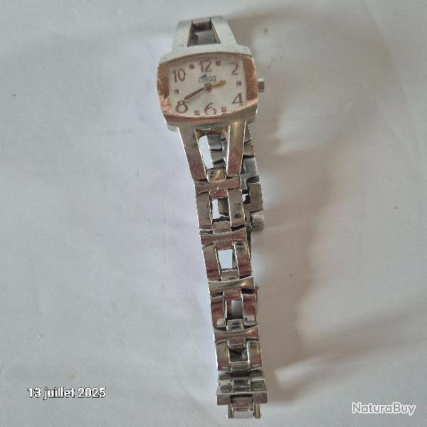 Montre Pour Femme Marque Lotus,bracelet en acier, design moderne