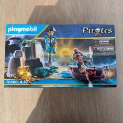 Vend playmobil pirate  70860 neuf